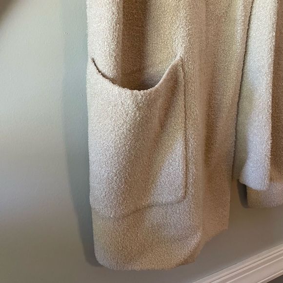 Tan Barefoot Dreams cozychic Lite - Picture 3 of 7